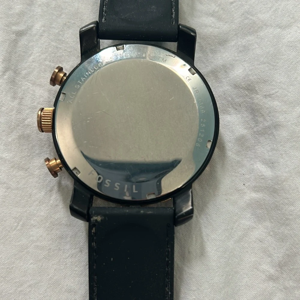 Fossil dive watch chronograph in black and brass finish - Picture 3 of 5